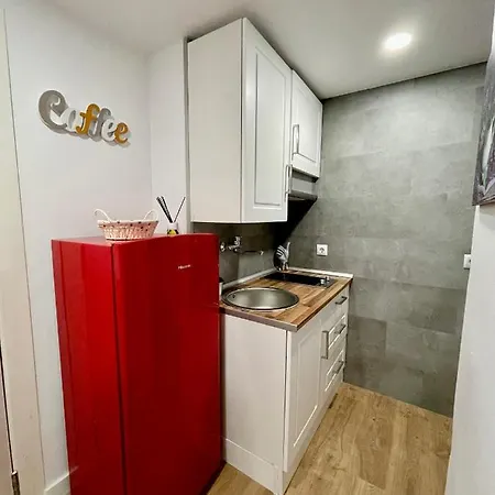 Deluxe Triana Center *